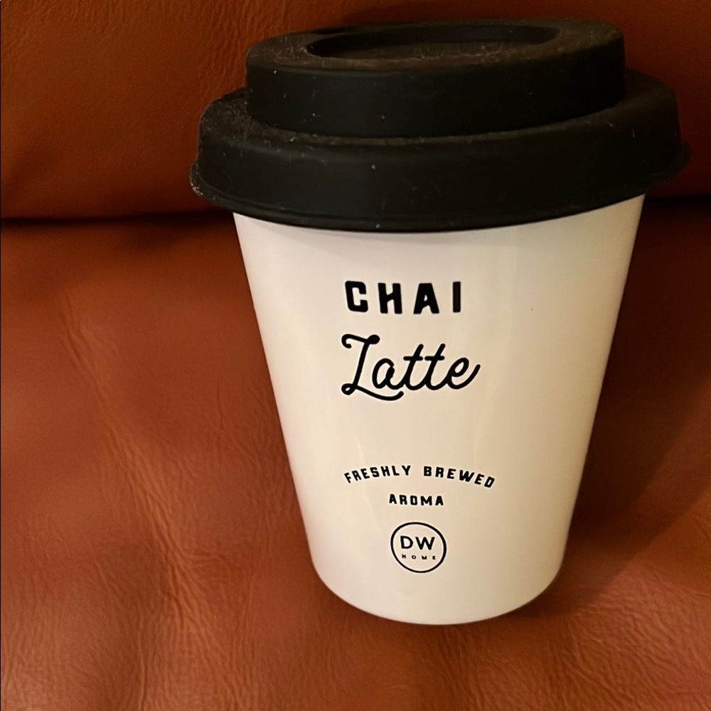 DW Home Chai Latte Candle with Black Lid